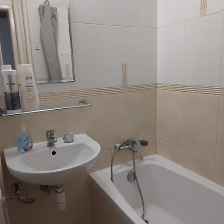 Roland 2 Srodmiescie Metro Rondo Onz,aleja Jana Pawla Ii,18 Apartment Warschau